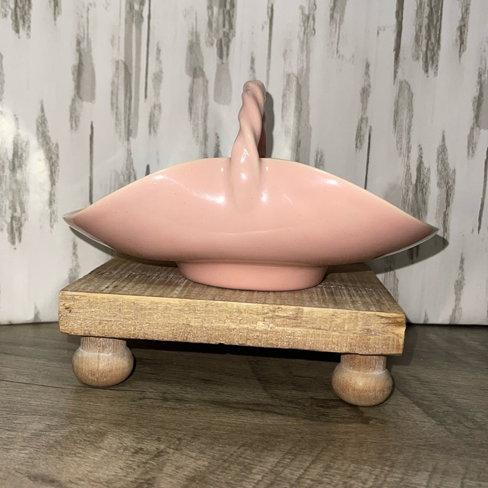 Vintage Caliente Haldeman‎ Pink Basket Pottery